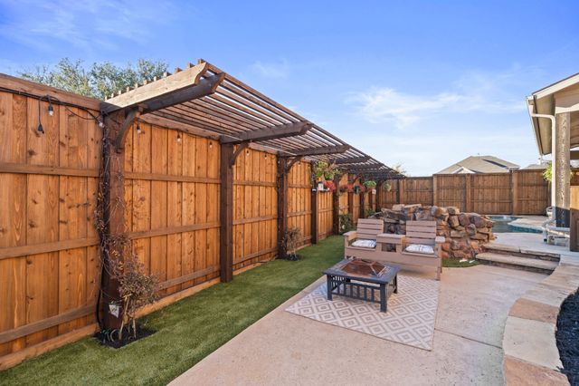 9421 Stonewood Drive, Mckinney, TX 75072