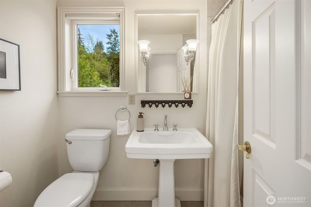2832 SW 171st Street, Burien, WA 98166