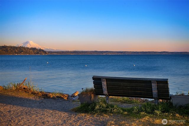 2832 SW 171st Street, Burien, WA 98166