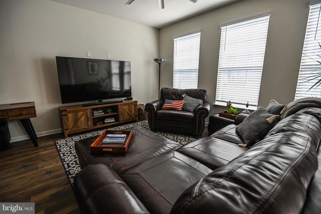 2047 HINSHAW DR, Odenton, MD 21113