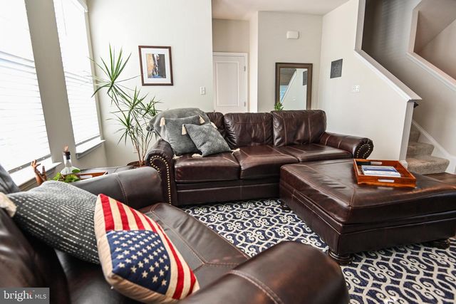2047 HINSHAW DR, Odenton, MD 21113