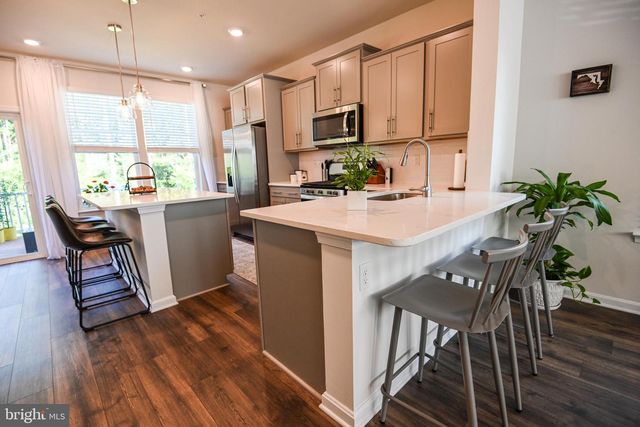 2047 HINSHAW DR, Odenton, MD 21113
