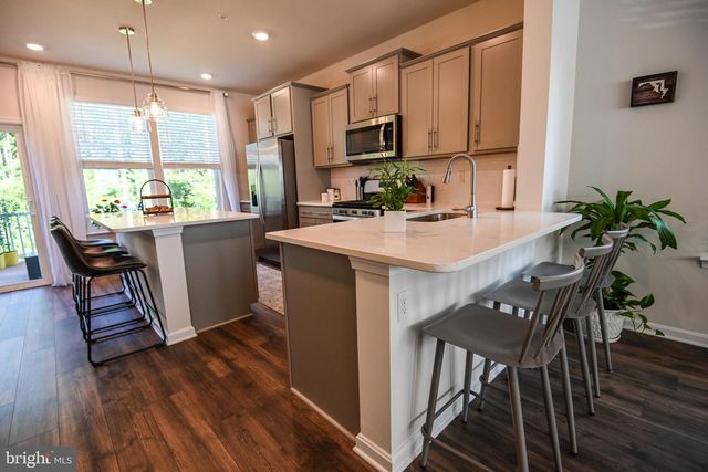 2047 HINSHAW DR, Odenton, MD 21113