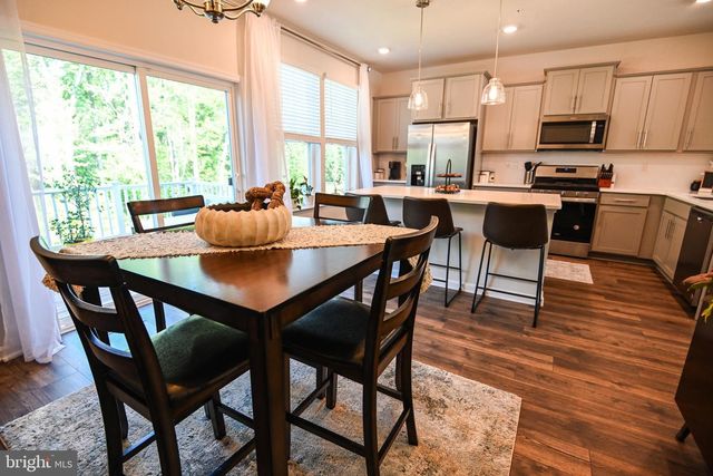 2047 HINSHAW DR, Odenton, MD 21113
