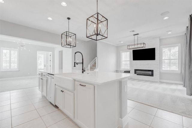 8521 DUBOCHET STREET, Orlando, FL 32827