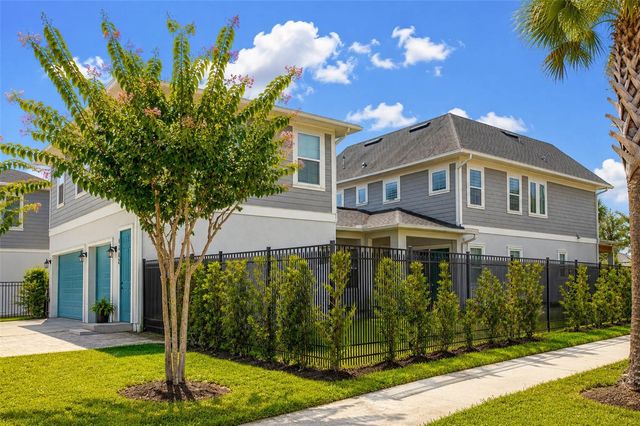 8521 DUBOCHET STREET, Orlando, FL 32827