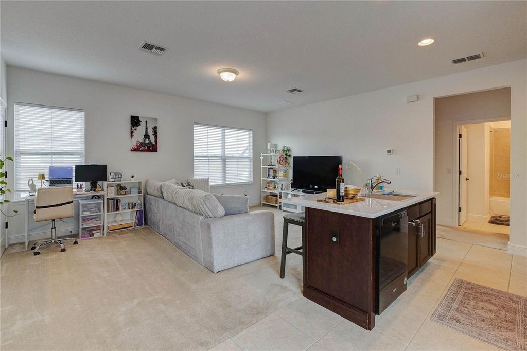 Image 31 of property listing at 8521 DUBOCHET STREET, Orlando, FL 32827