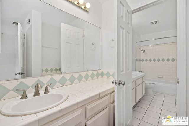 1852 N Mira Loma Way, Palm Springs, CA 92262