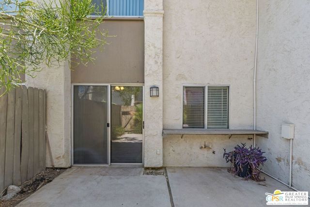 1852 N Mira Loma Way, Palm Springs, CA 92262