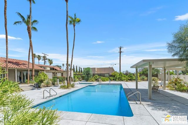 1852 N Mira Loma Way, Palm Springs, CA 92262