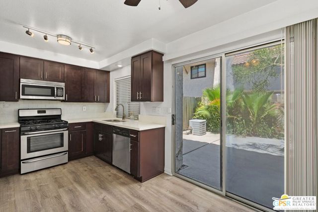 1852 N Mira Loma Way, Palm Springs, CA 92262