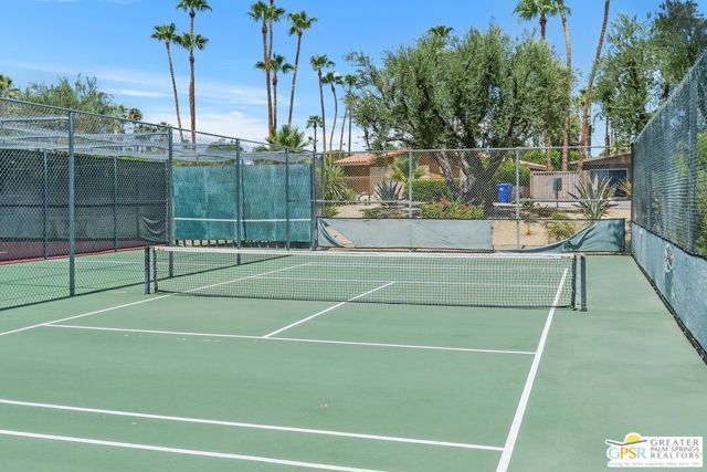 1852 N Mira Loma Way, Palm Springs, CA 92262