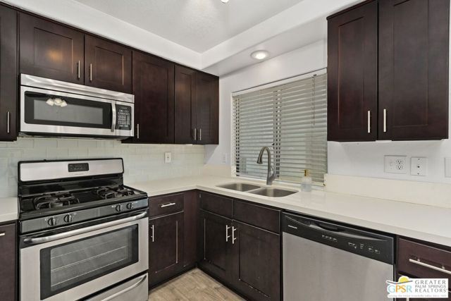 1852 N Mira Loma Way, Palm Springs, CA 92262