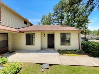 1152 Country Court, Lawrenceville, GA 30044