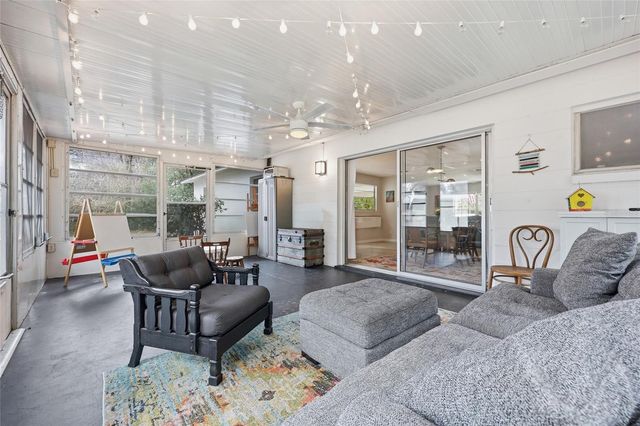 2030 NW 54TH TERRACE, Gainesville, FL 32605