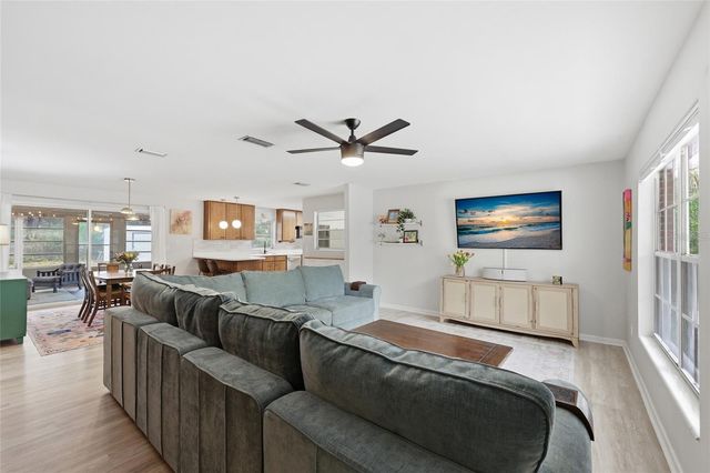 2030 NW 54TH TERRACE, Gainesville, FL 32605