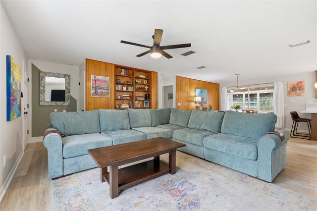 2030 NW 54TH TERRACE, Gainesville, FL 32605