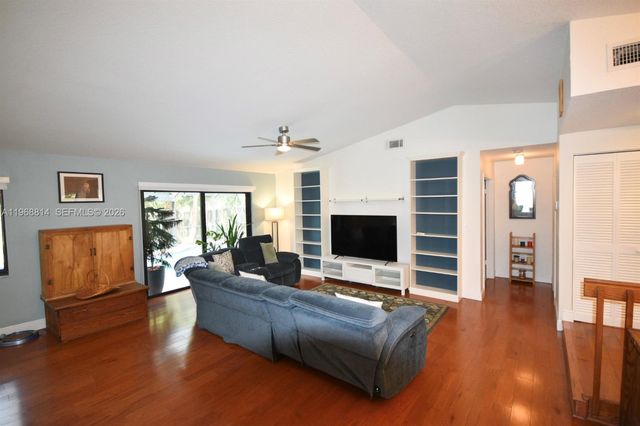 701 Blue Ridge Way, Davie, FL 33325