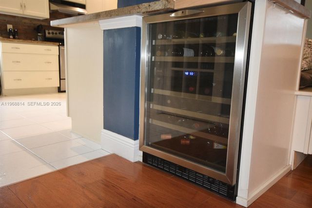 701 Blue Ridge Way, Davie, FL 33325