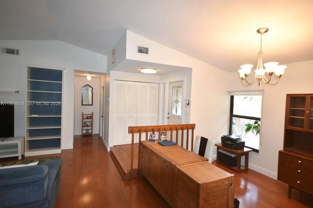 701 Blue Ridge Way, Davie, FL 33325