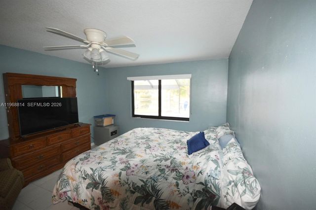 701 Blue Ridge Way, Davie, FL 33325