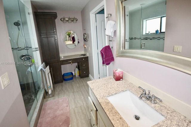 701 Blue Ridge Way, Davie, FL 33325