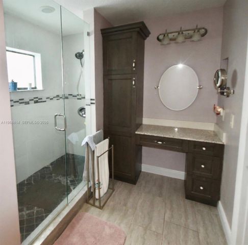 701 Blue Ridge Way, Davie, FL 33325