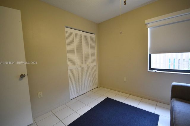 701 Blue Ridge Way, Davie, FL 33325