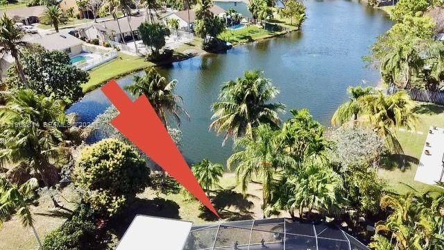 701 Blue Ridge Way, Davie, FL 33325