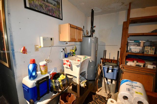 701 Blue Ridge Way, Davie, FL 33325