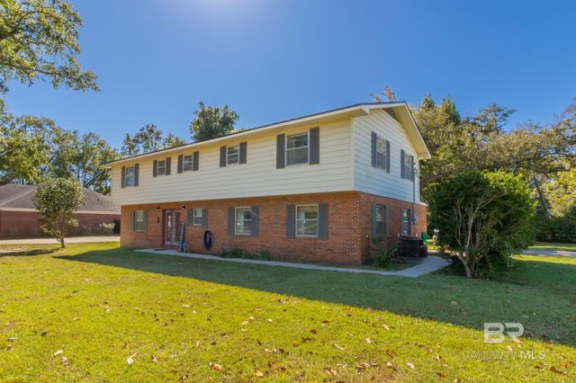 1407 N Alston Street, Foley, AL 36535