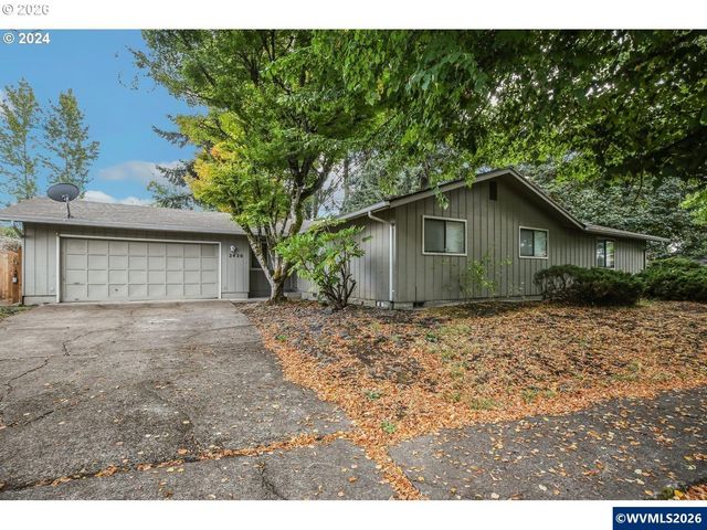 2420 Willona Dr Dr, Eugene, OR 97408