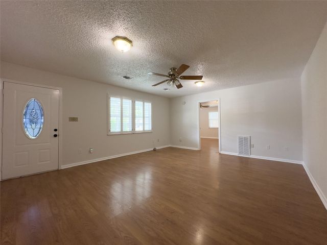 119 Marshall Street, League City, TX 77573