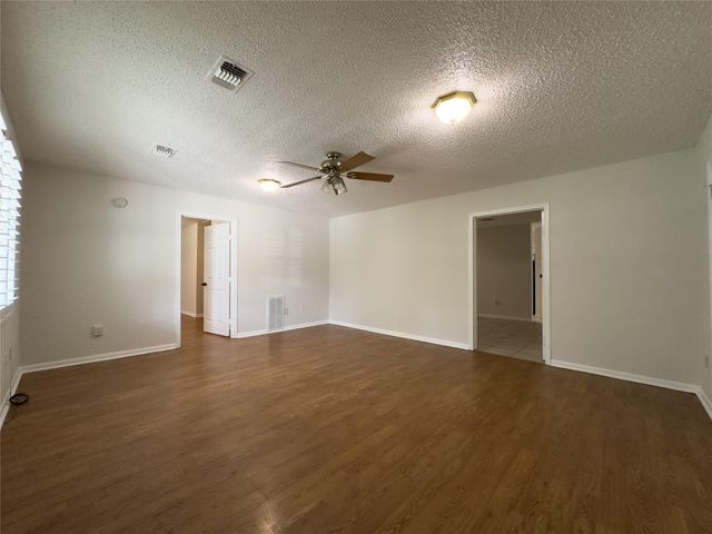 119 Marshall Street, League City, TX 77573