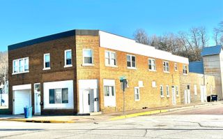 1102 15th Avenue 1102 1/2 1104 1104 1/2, East Moline, IL 61244