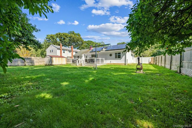 469 Carnation Drive, Shirley, NY 11967