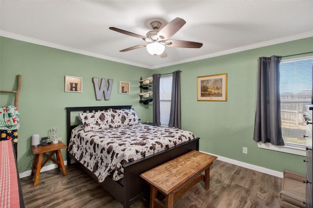 303 Pasley Street, Waxahachie, TX 75165