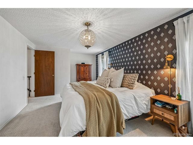 7101 W Yale Ave 902, Denver, CO 80227