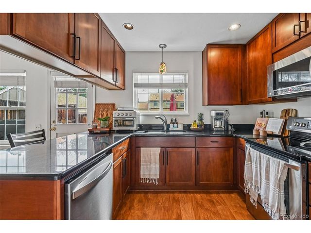 7101 W Yale Ave 902, Denver, CO 80227