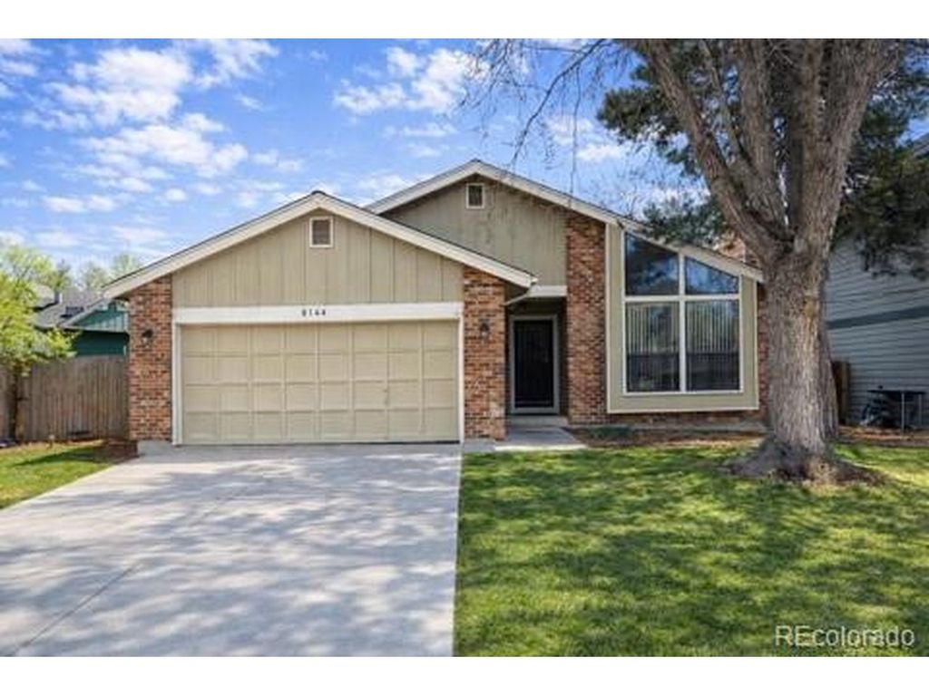 8144 Carr Cir, Arvada, CO 80005
