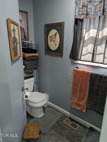 210 Falconview Drive, Church Hill, TN 37642