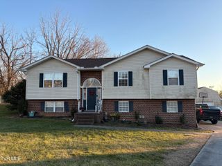 210 Falconview Drive, Church Hill, TN 37642