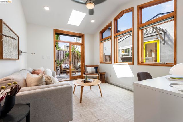 1905 Chestnut St, Berkeley, CA 94702