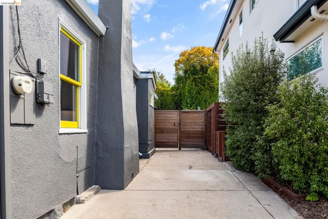 1905 Chestnut St, Berkeley, CA 94702