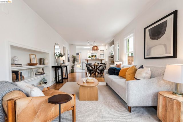 1905 Chestnut St, Berkeley, CA 94702
