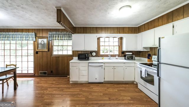 416 Robertson Avenue, Tallapoosa, GA 30176