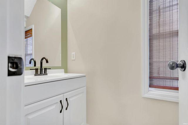 2869 S Walnut Street Pike, Bloomington, IN 47401