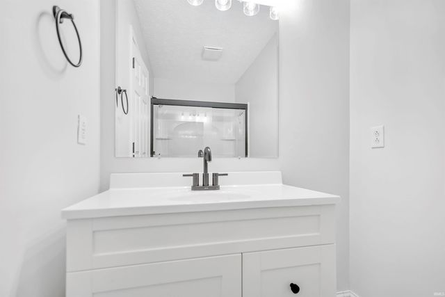 2869 S Walnut Street Pike, Bloomington, IN 47401