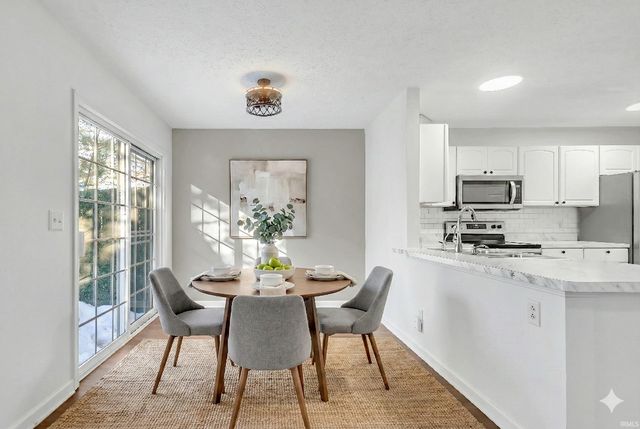 2869 S Walnut Street Pike, Bloomington, IN 47401