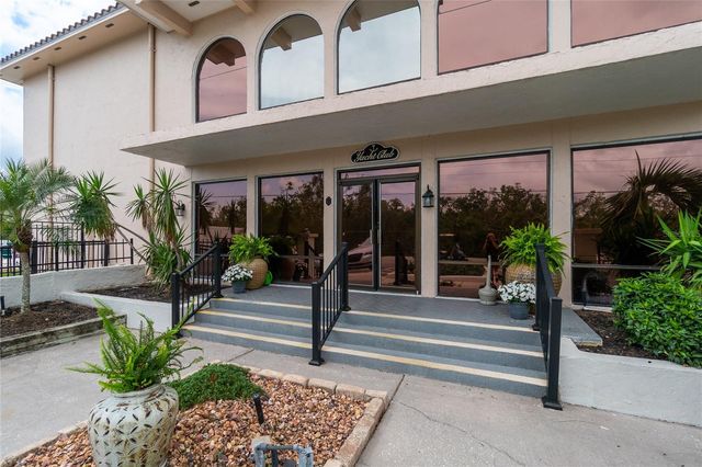 25188 MARION AVENUE D101, Punta Gorda, FL 33950